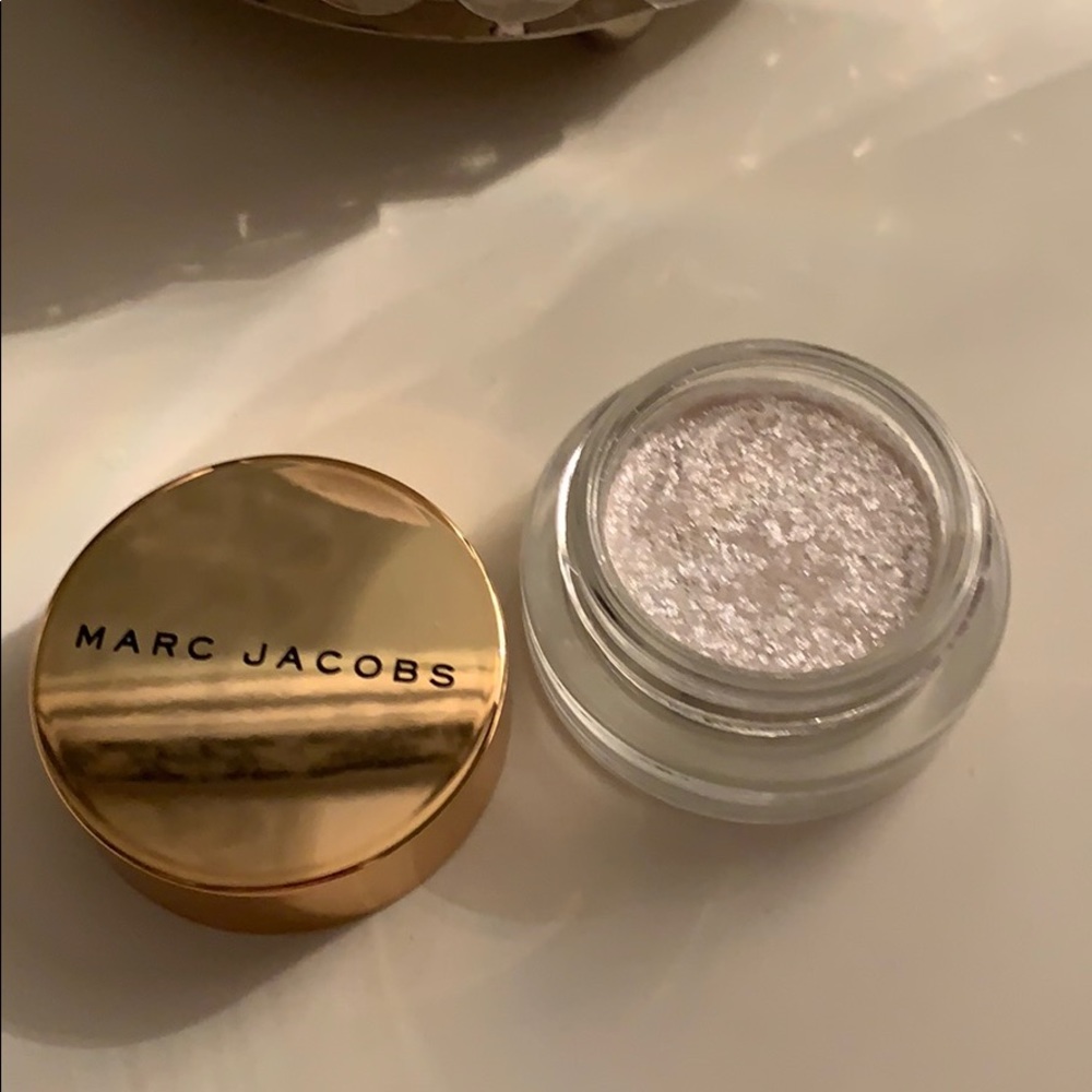 Marc Jacobs see-Quins in the color flashlight